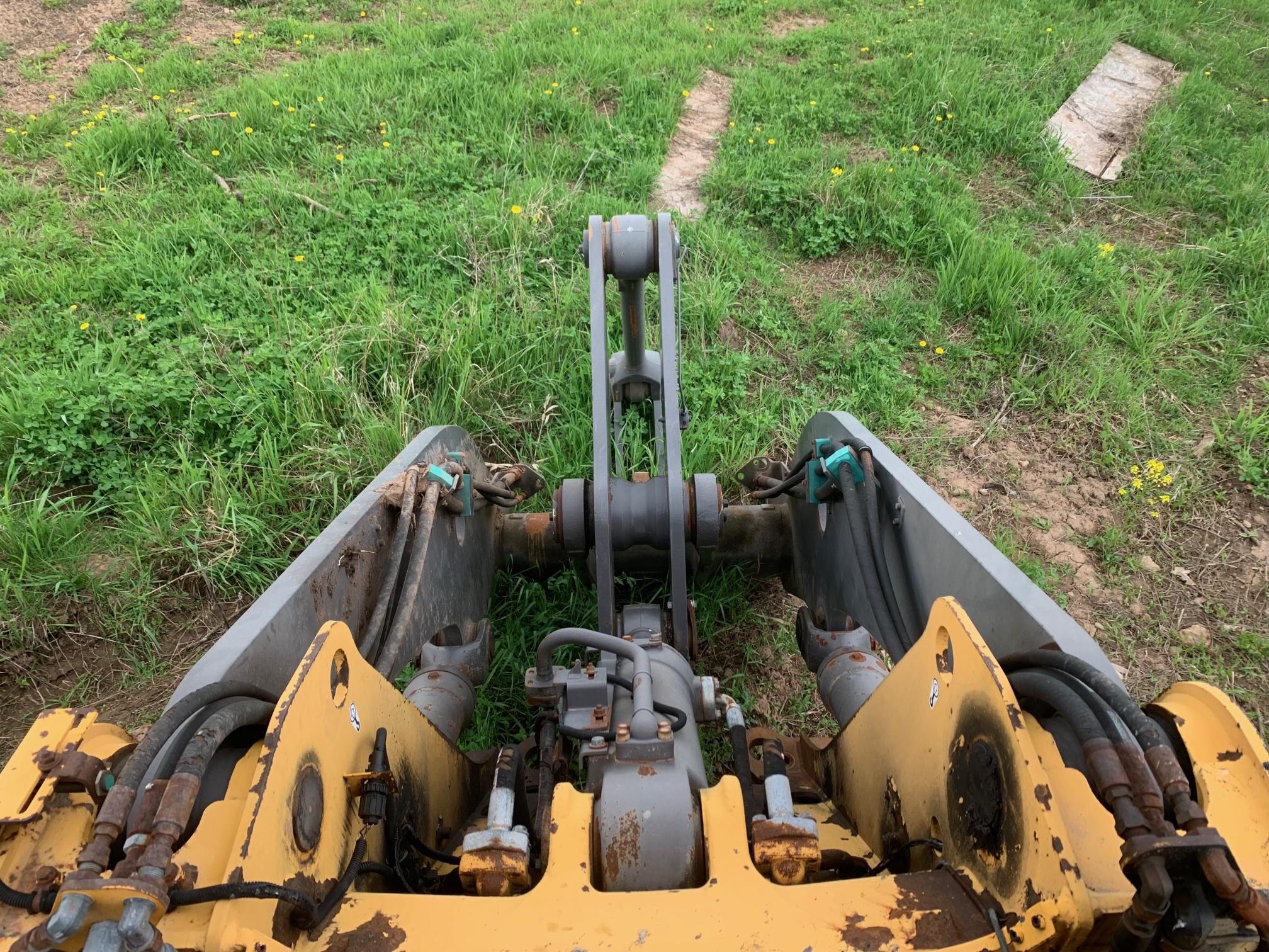 2011 VOLVO L70F - Image 10